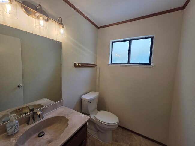Building Photo - 11732 Bloomington Way