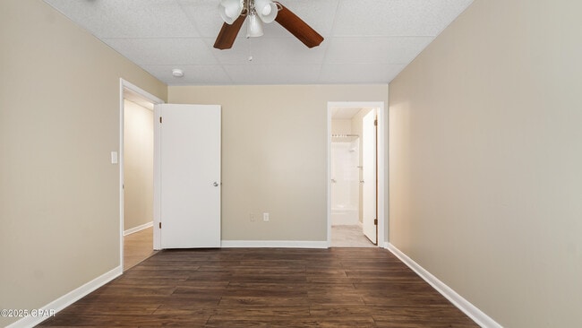 Building Photo - 316 Cherry St