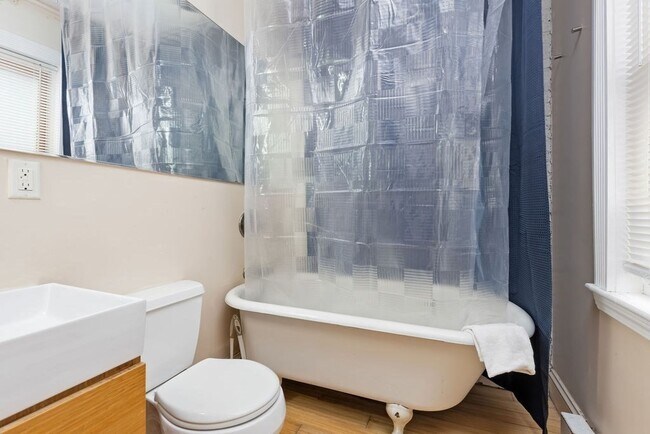 Building Photo - 0 Hull St