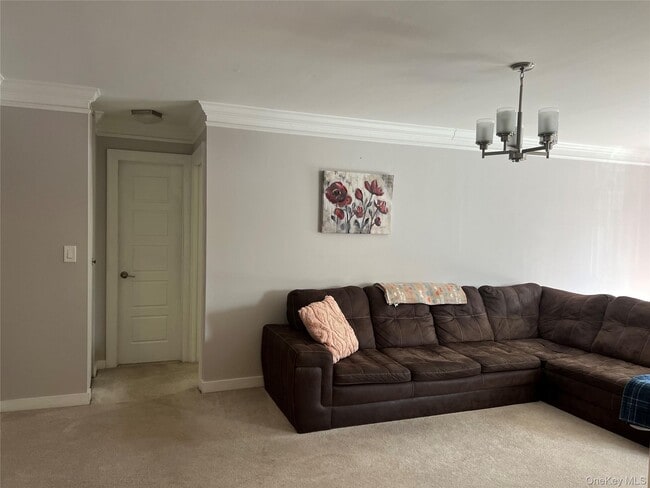 Building Photo - 2 Secora Rd