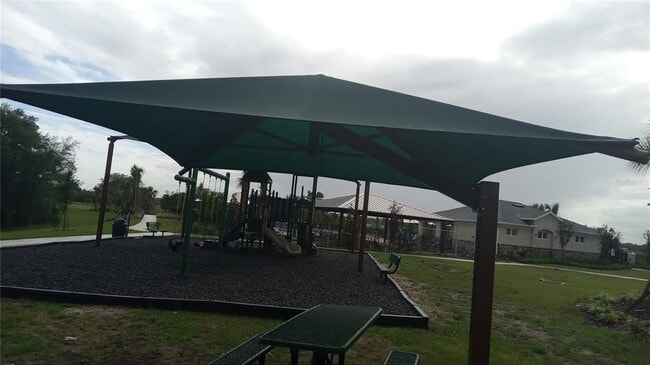 Building Photo - 845 Ambleside Dr