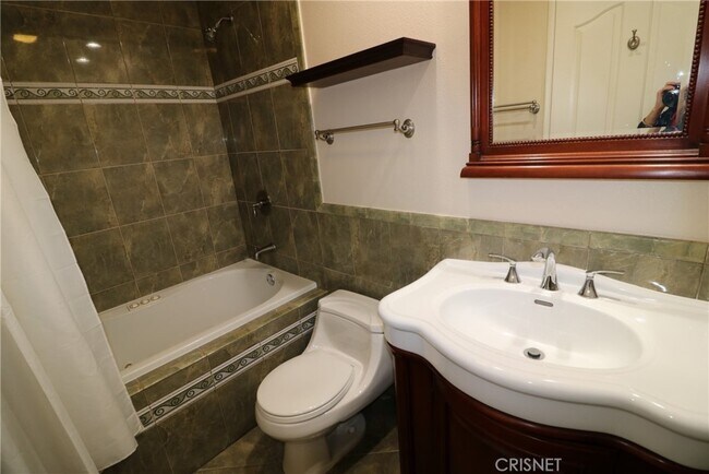 Building Photo - 14631 Dickens St