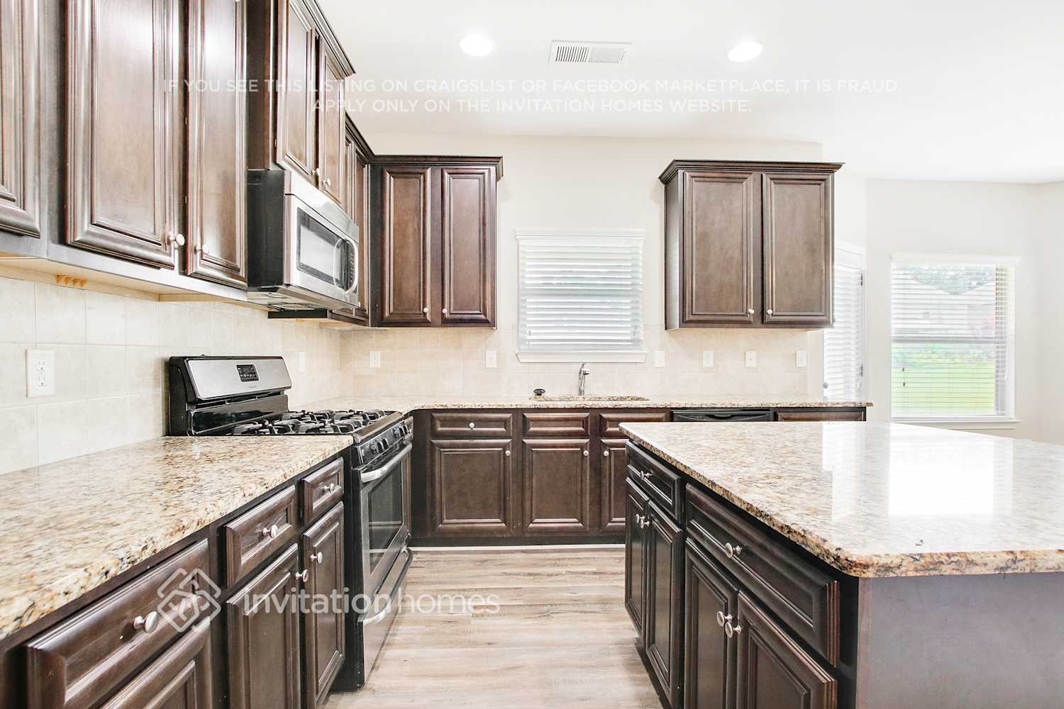 Building Photo - 4058 Dinmont Chase