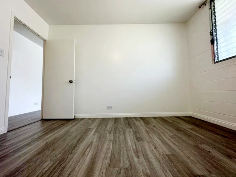 Building Photo - 711 Makaleka Ave