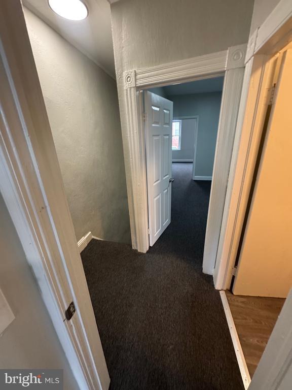 Building Photo - 508 N Streeper St