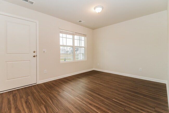 Building Photo - 590 Wilkins Rd, Midway, GA