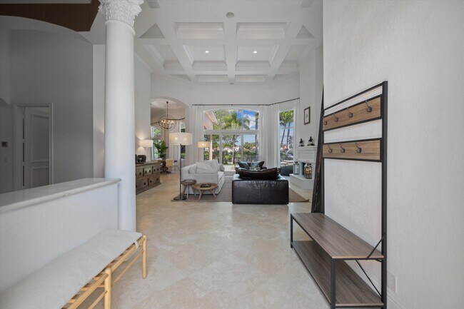 Building Photo - 12820 Mizner Way