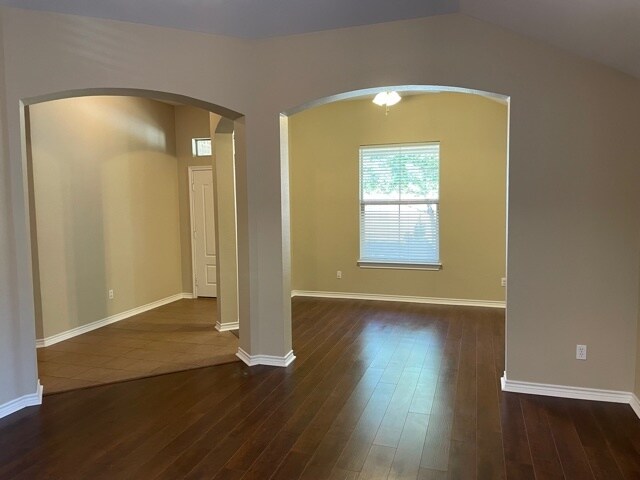 Building Photo - 5922 Grace Ave