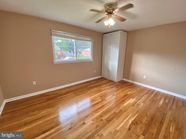 Building Photo - 8121 Edmonton Ct