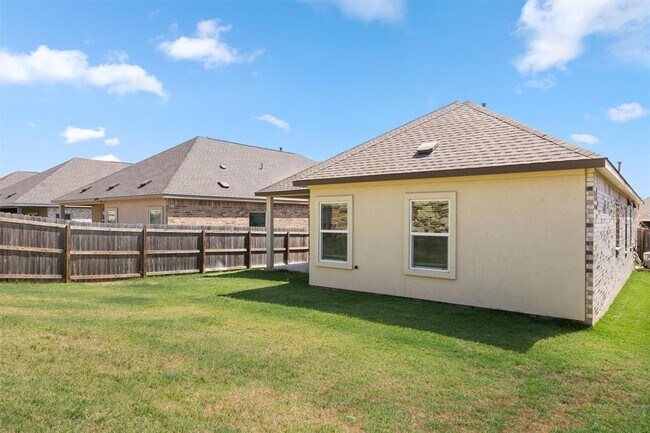 Building Photo - 1613 Brueggerhoff Rd