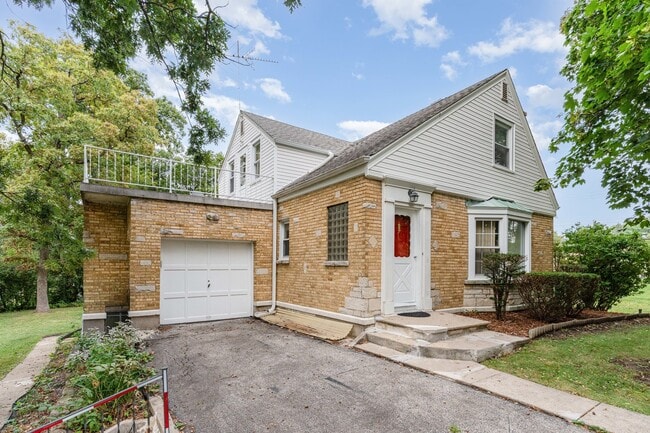 Primary Photo - 110 Homestead Dr