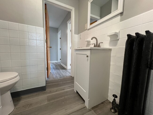 Building Photo - 19277 Dorothy Ave