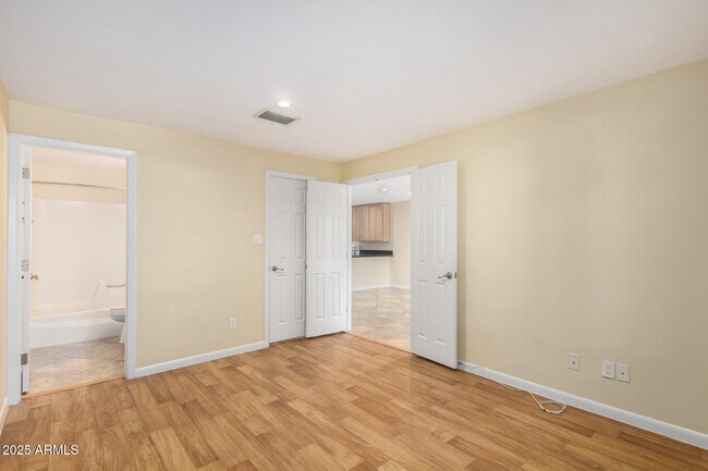 Building Photo - 4354 N 82nd St