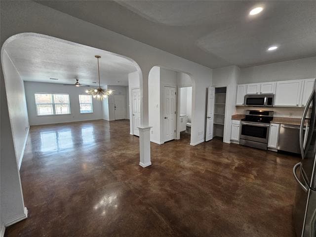 Building Photo - 207 Starr St