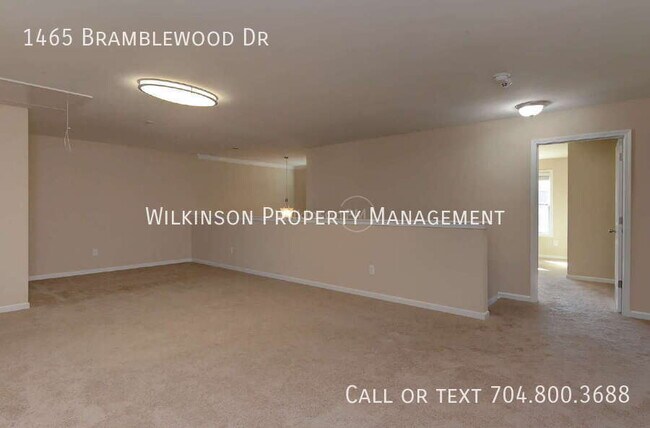 Building Photo - 1465 Bramblewood Dr