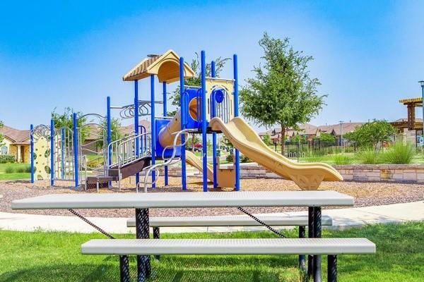 Building Photo - 219 Screech Owl Dr