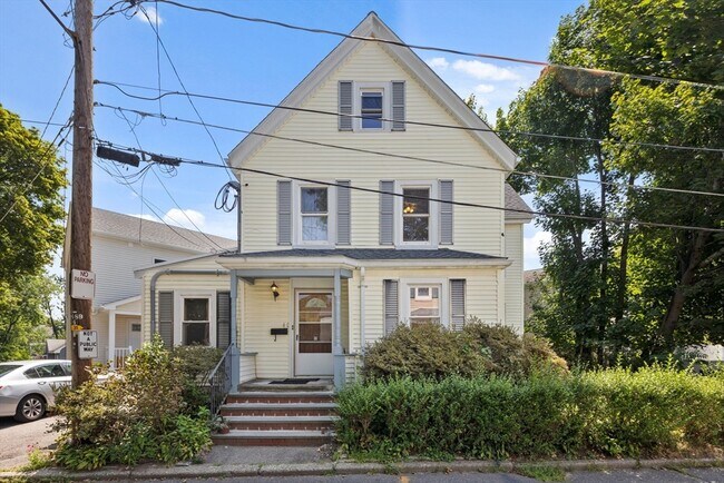 Building Photo - 40 Alden Pl