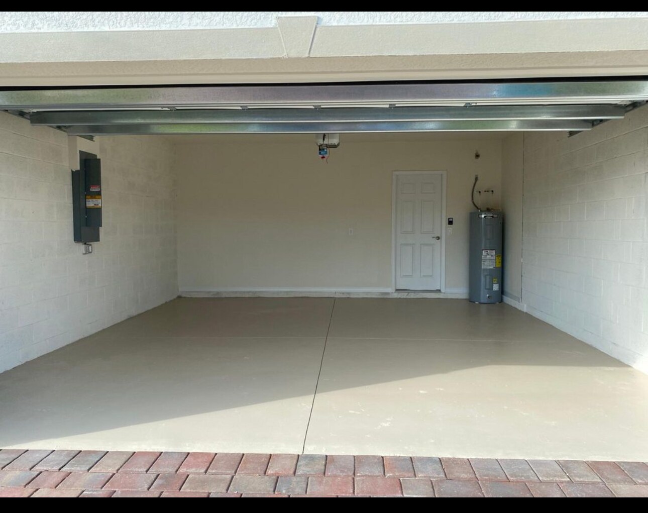 Building Photo - 1207 SW Embers Ter