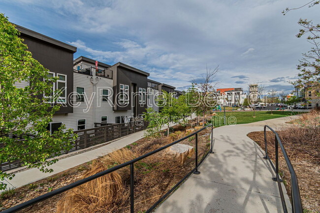 Building Photo - 2876 W 53rd Ave