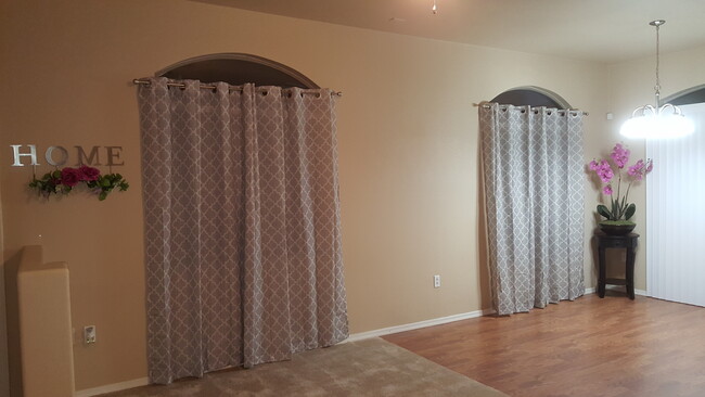Great Room - 17365 N Cave Creek Rd