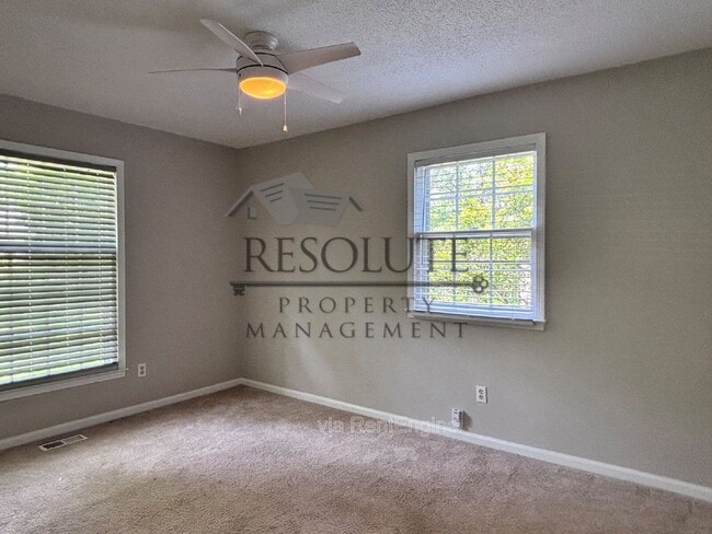 Building Photo - 5920 Crepe Myrtle Ct