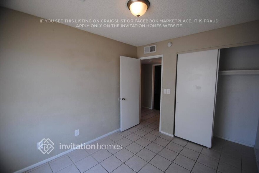 Building Photo - 3105 N 59th Ave