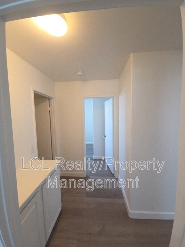 Building Photo - 1510 Sunnybank Dr