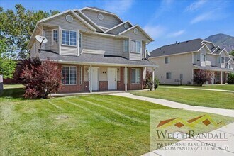 Building Photo - Beautiful 3 Bed 1.5 Bath Townhome in Ogden