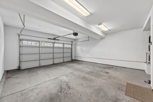 Building Photo - 118 Bonano Ln