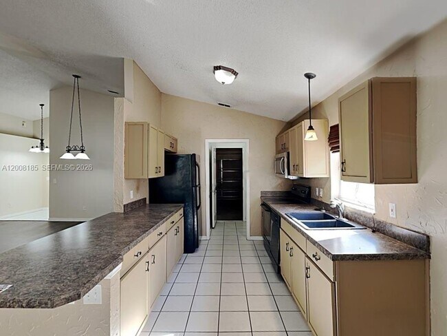 Building Photo - 15970 SW 81st Terrace