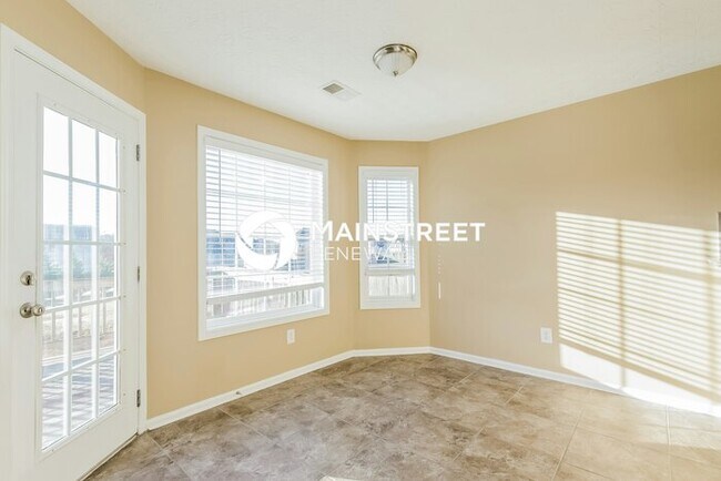 Building Photo - 3 Bedroom Pet-Friendly Home in Douglasville, GA with Main Street Renewal