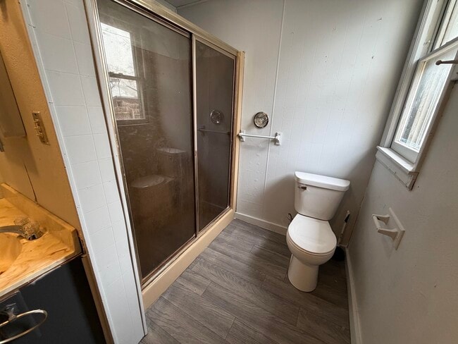 Building Photo - 730 Douglas-