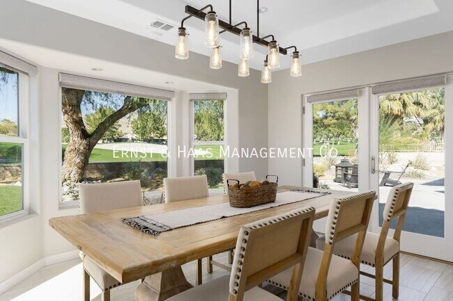 Building Photo - 8780 Warwick Dr