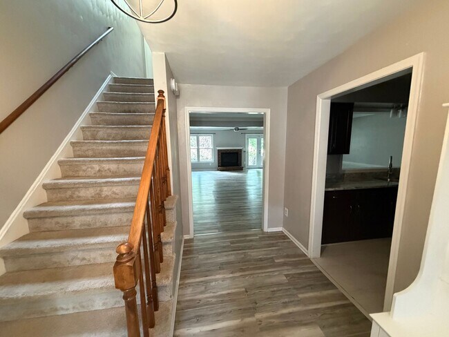 Building Photo - 502 Kempsville Greens Ct
