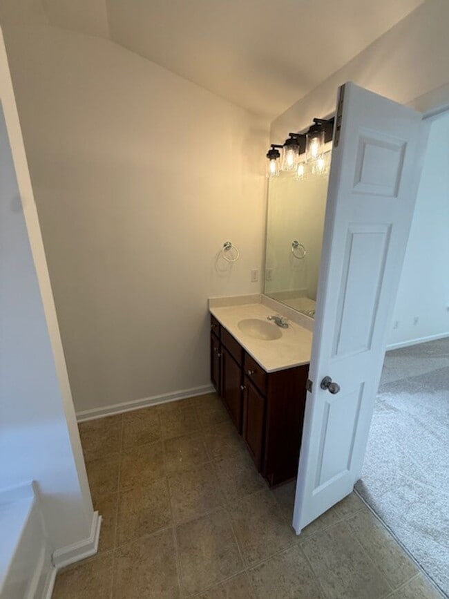 Building Photo - Incredible 5 BR House For Rent in Berewick!