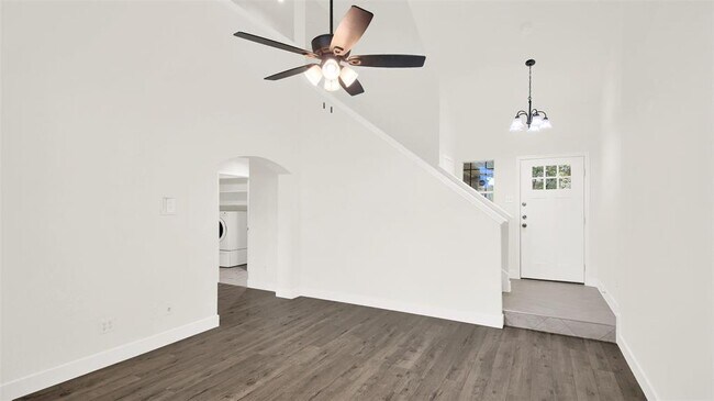Building Photo - 641 Fort Thomas Pl
