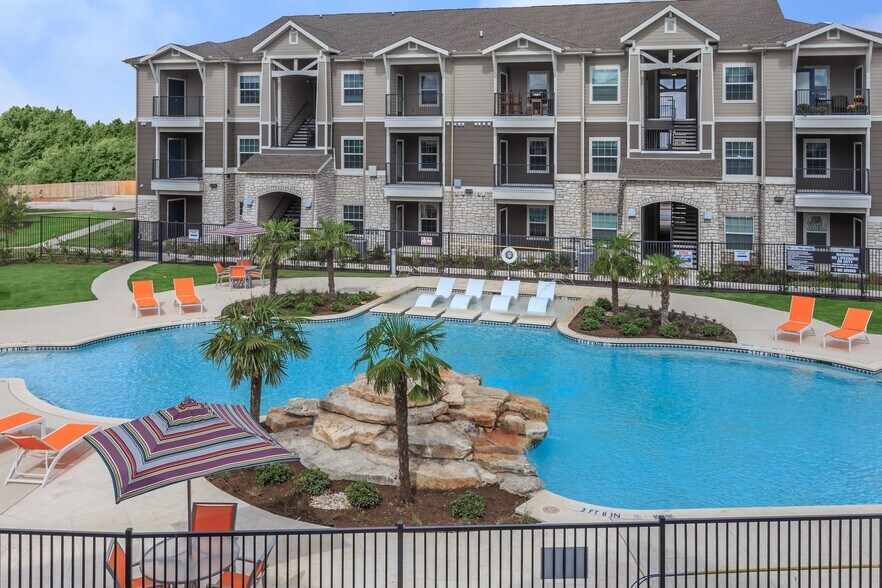 Roots at Waco 3001 S New Rd Waco TX 76706 Apartment Finder