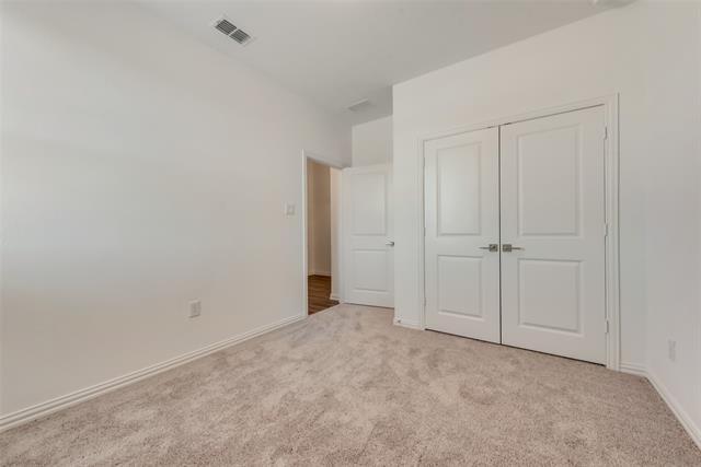 Building Photo - 3514 Honeysuckle Holw