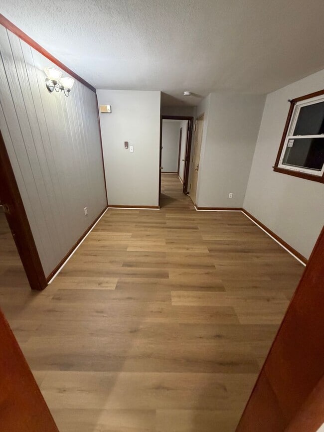 Building Photo - 58 Marconi Ave