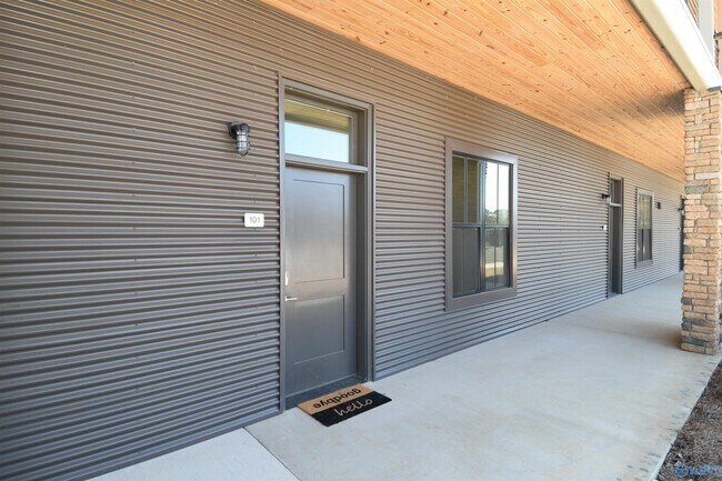 Building Photo - 2699-2101 Paddle Wheel Dr
