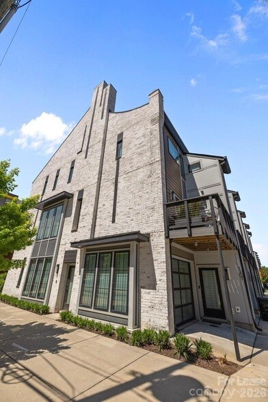 Building Photo - 1207 Minter Pl