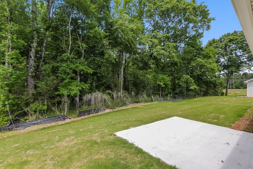 Building Photo - 128 Heartland Cir
