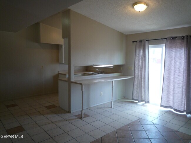 Building Photo - 11128 Wharf Cove Dr