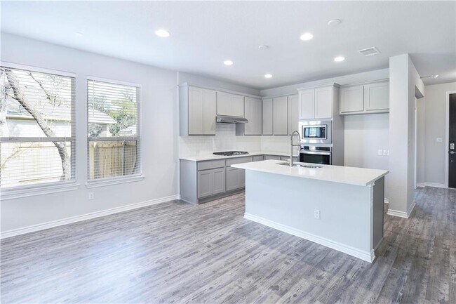 Building Photo - 1613 Winding Stream Trail
