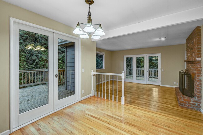 Building Photo - 3635 211th Pl NE