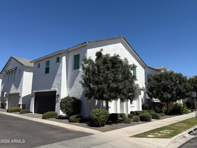 Building Photo - 5512 S Dillon Cir