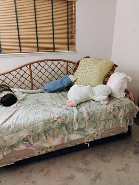 Building Photo - 106 Luann Ct