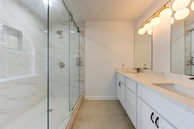 Building Photo - 16026 Rustic Sands Dr