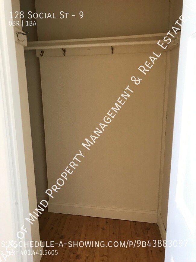 Building Photo - Studio Apartment for $1,100 includes H&HW ...