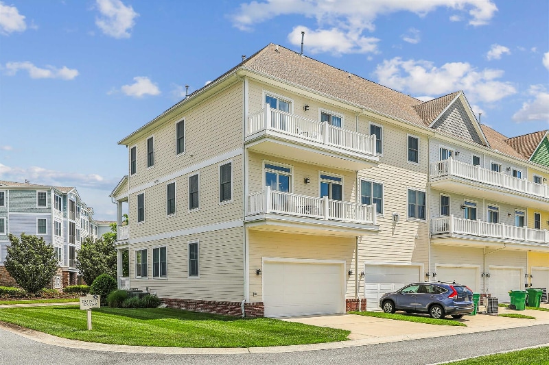 Building Photo - 11438 W Sand Cove Rd